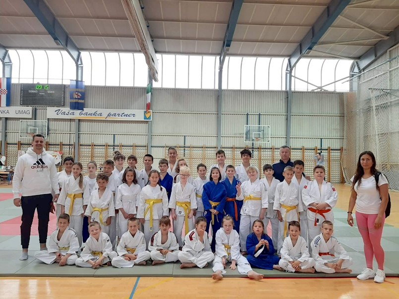 Judo klub METO Labin u sveukupnom poretku treći na međužupanijskom judo natjecanju u Rovinju