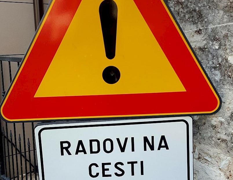 Županijska cesta Boljevići - Kršan zatvorena za promet do kraja kolovoza