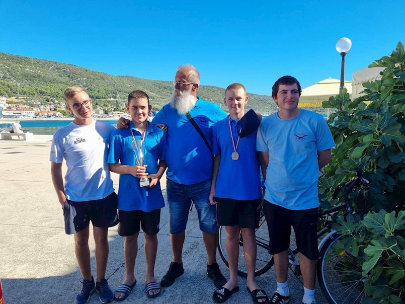 Ribolovci Galeba sudjelovali na međužupanijskim natjecanjima U16 i U21 štap obala