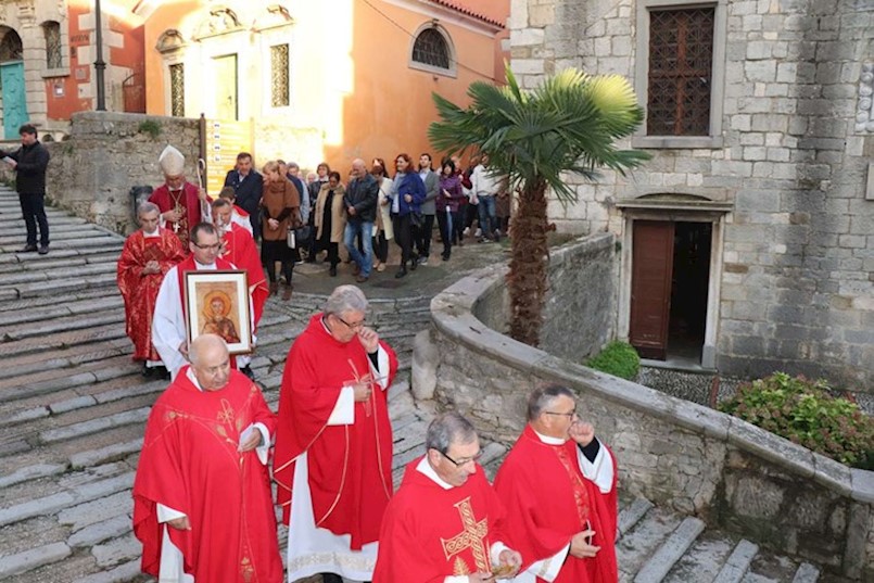 400. obljetnica zvonika sv. Justa zaštitnika Labina: Biskup Štironja služio misu, održana i procesija