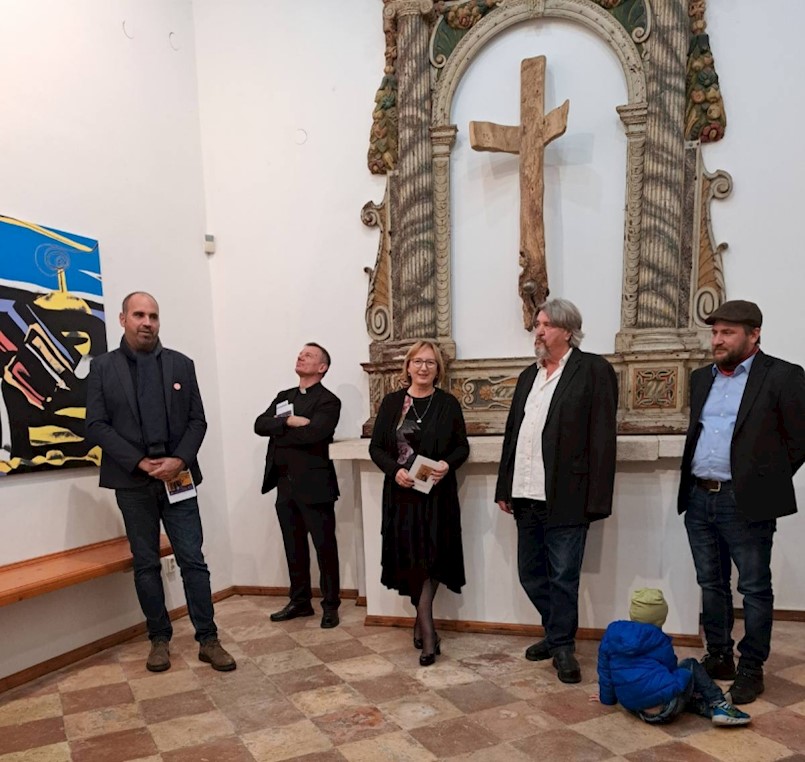 U Galeriji Alvona otvorena izložba Vinka Šaine ''Vertikala sv. Justa''
