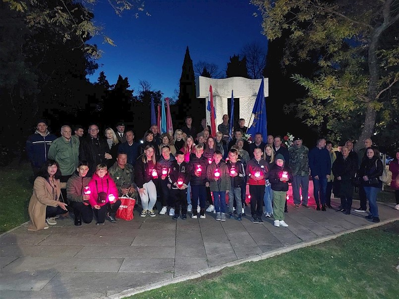 Komemoracija u Labinu: Zbog budućnosti ne smijemo zaboraviti prošlost te žrtve Vukovara i Škabrnje