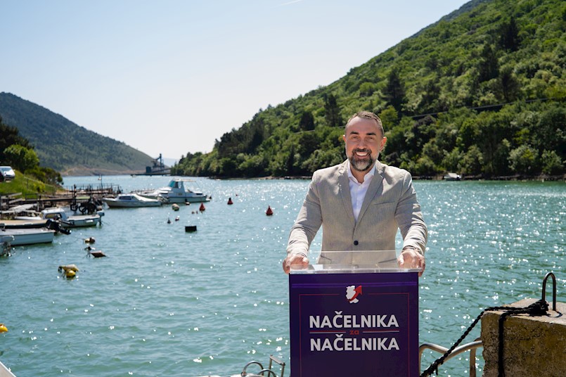 Roman Carić predstavio prvu točku programa: 'Održivo gospodarstvo & turizam s mjerom'