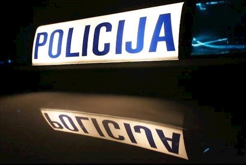 Potpićan: Vozio pod utjecajem droge s drogom u automobilu