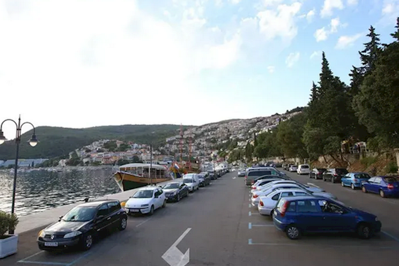 Veća kontrola korištenja javne površine rabačke Rive 