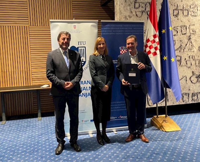 Općina Pićan potpisala Ugovor o dodjeli bespovratnih sredstava za uspostavu reciklažnog dvorišta