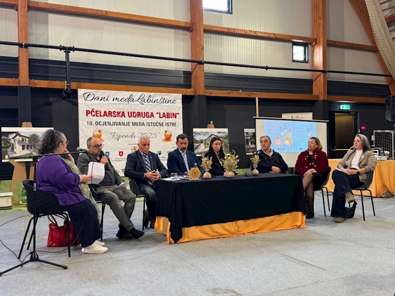 Medun Boštjana Kavčiča proglašen najboljim na 10. Danima meda Labinštine