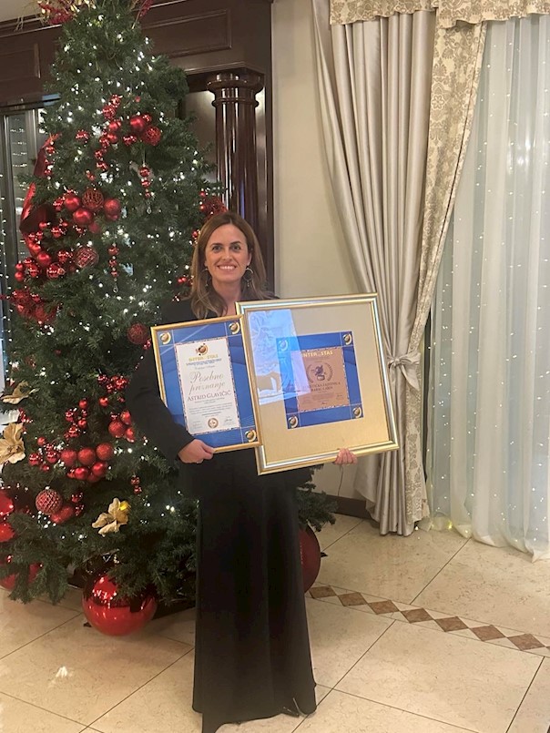 Turistička zajednica grada Labina i direktorica Turističke zajednice grada Labina, Astrid  Glavičić nagrađeni u Solinu