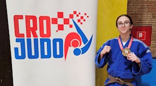 Zlato za Nolu Fornažar: Judašica Judo kluba Meto Labin briljirala na međunarodnom KUPU LIKA