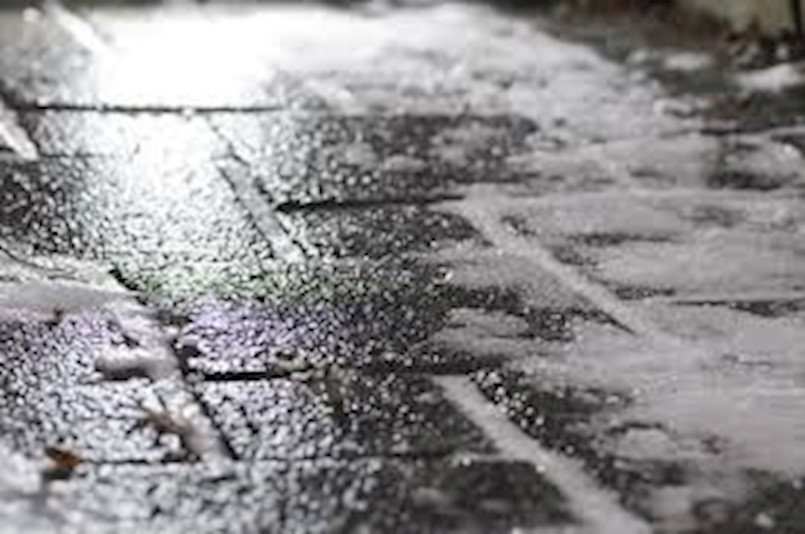 Labin: Sletjela s ceste zbog poledice, slijedi prijava odgovornoj osobi zbog neodržavanja ceste