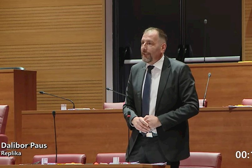 Paus pitao ministra: Može li Plomin mimo prostornog plana postati mala modularna nuklearna elektrana? Paus pitao ministra: Može li Plomin mimo prostornog plana postati mala modularna nuklearna elektrana?