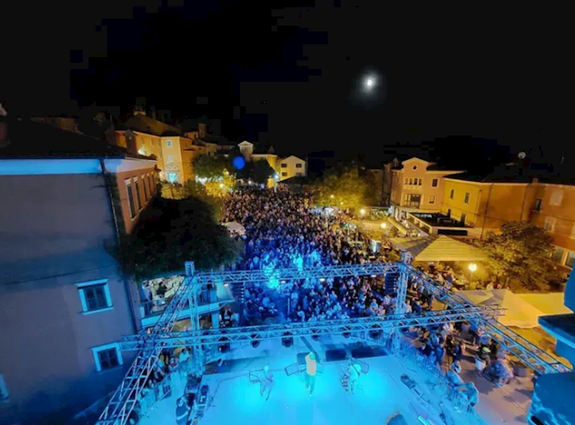 Na RePetrovi organizirano navijanje za "Vatrene"!