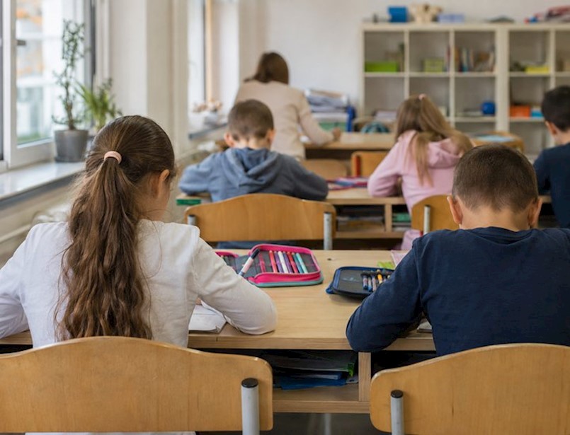 Istarska županija nastavlja sufinancirati produženi boravak djece u 4 škole na području Labinštine