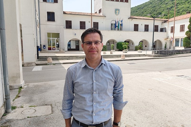 Načelnik Raše traži odgovore zbog rada cementare: "Povjerenje građana zahtijeva veću transparentnost"