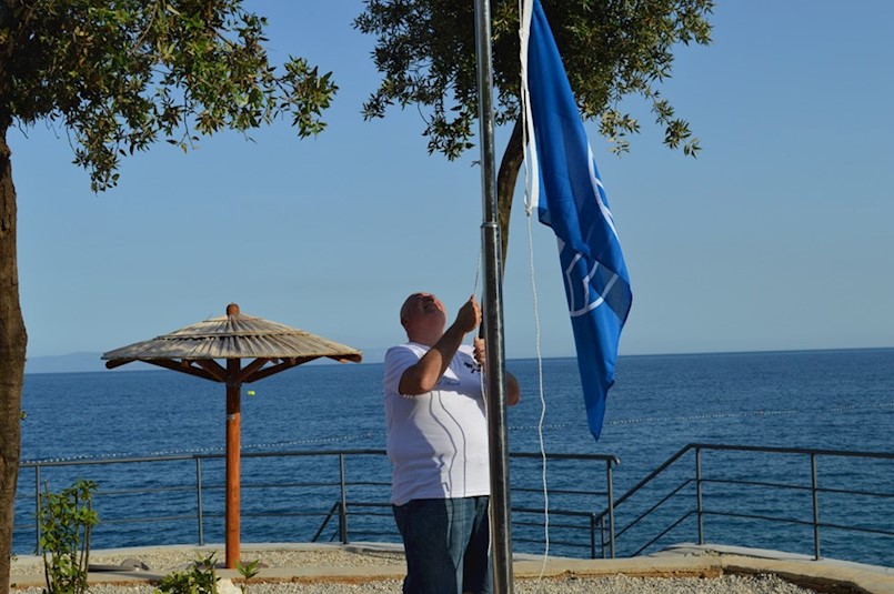 Talijanski karabinjer Fabrizio Zonca podigao Plavu zastavu