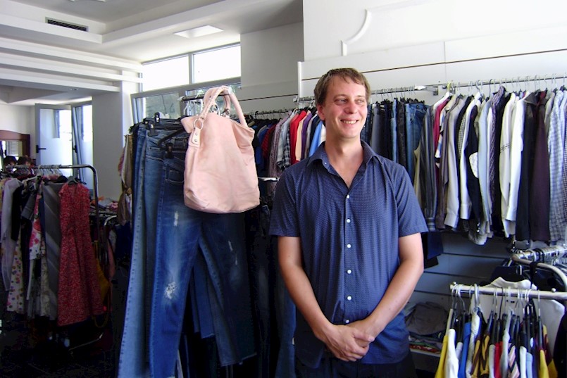 Otvorena prva Humana Nova Istra trgovina rabljene odjeće