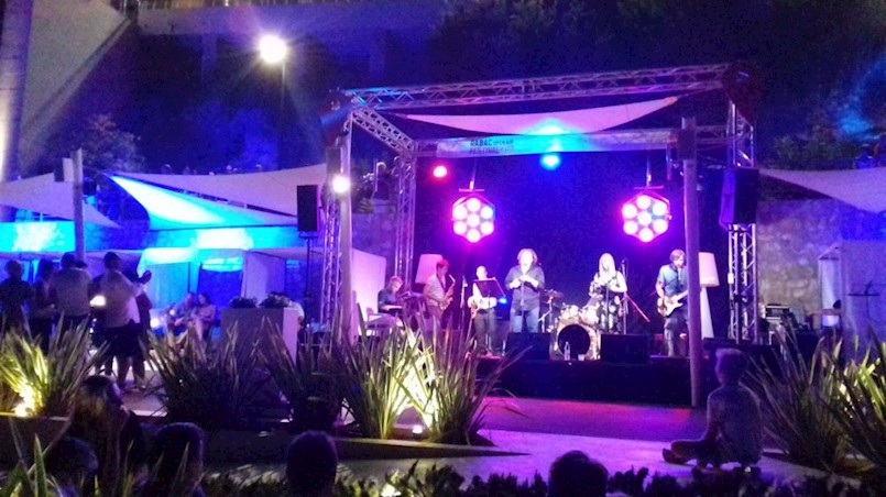 Joe Cocker Tribute Band svevremenskim hitovima raznježio publiku u Rapcu