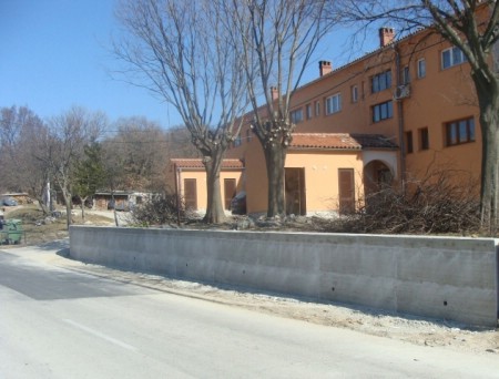 Izgradnja potpornog zida u ulici Matije Vlačića