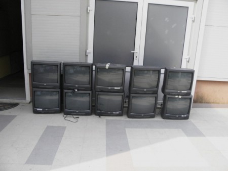 Maslinica donirala 40 televizora  labinskim ustanovama
