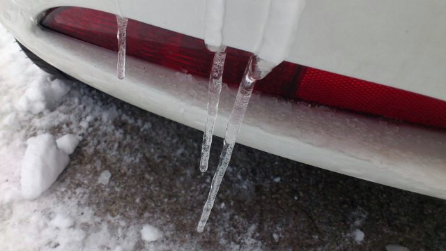 Obavijest iz HAK-a: na području Labinštine obavezna zimska oprema - na cesti poledica / temperatura oko -5  °C