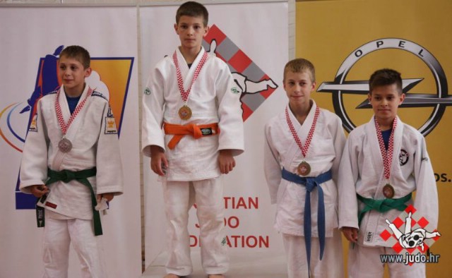 Petar Dundara iz JK Ippon Labin brončani u svojoj kategoriji na prvenstvu Hrvatske u Samoboru