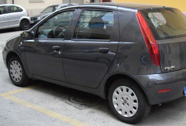 Labin: ukraden Fiat punto - traga se za počiniteljem