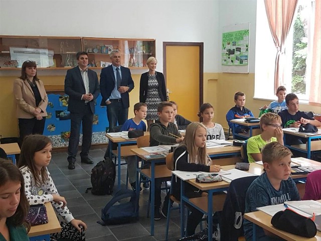 Gradonačelnik u posjetu osnovnim školama i vrtiću